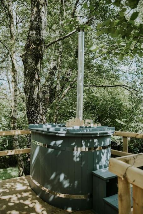 Ash Winter Retreat- Hot Tub & Log Bruner 巴茅思 外观 照片